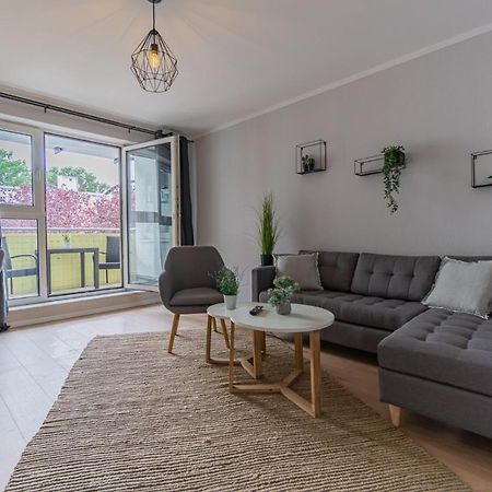 Spreewald-Apartment, 75Qm, 2 Schlafzimmer, Tiefgarage, Balkon, Netflix, Waschtrockner Cottbus Esterno foto
