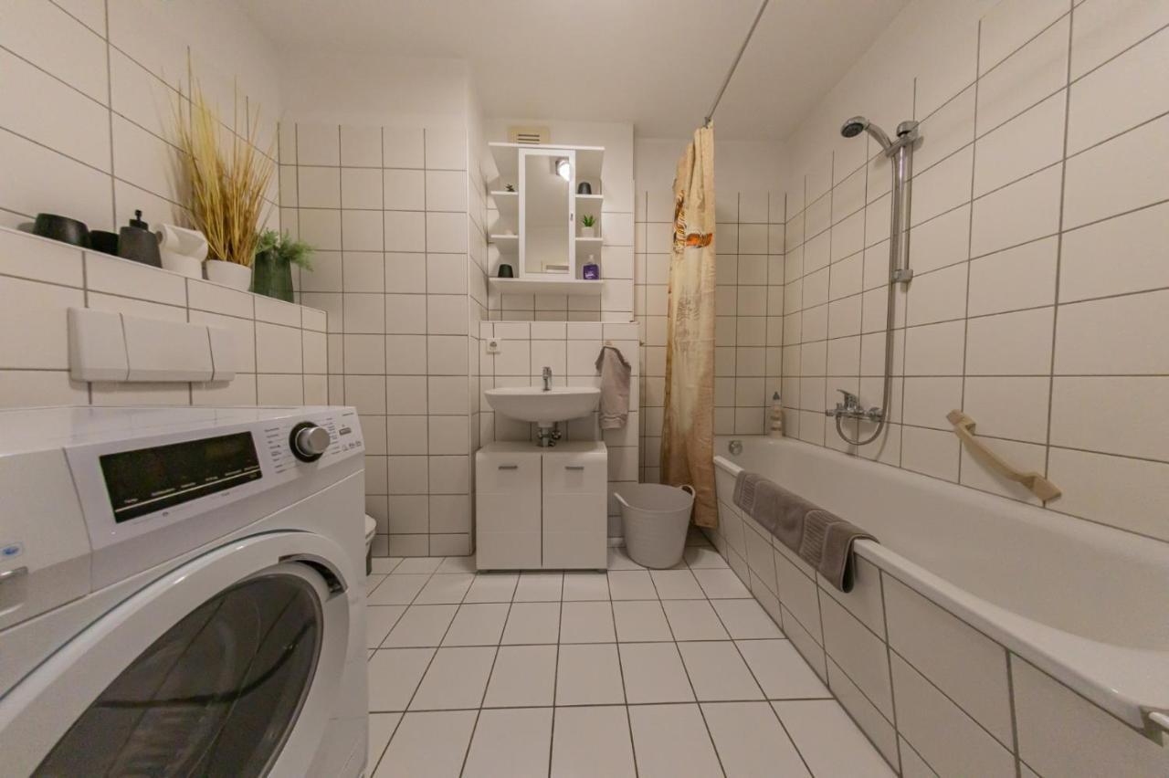 Spreewald-Apartment, 75Qm, 2 Schlafzimmer, Tiefgarage, Balkon, Netflix, Waschtrockner Cottbus Esterno foto